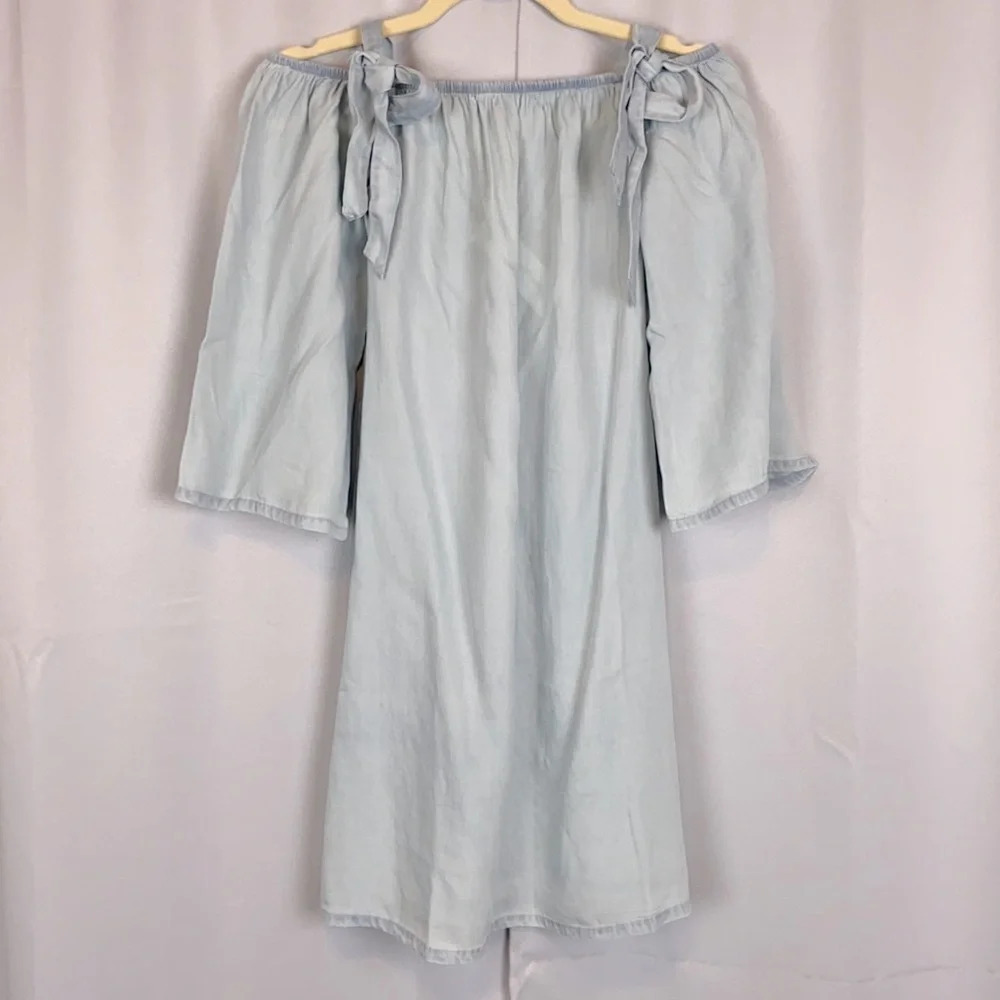 NEW‎ Cupcake & Cashmere Chambray Off-The-Shoulder Dress